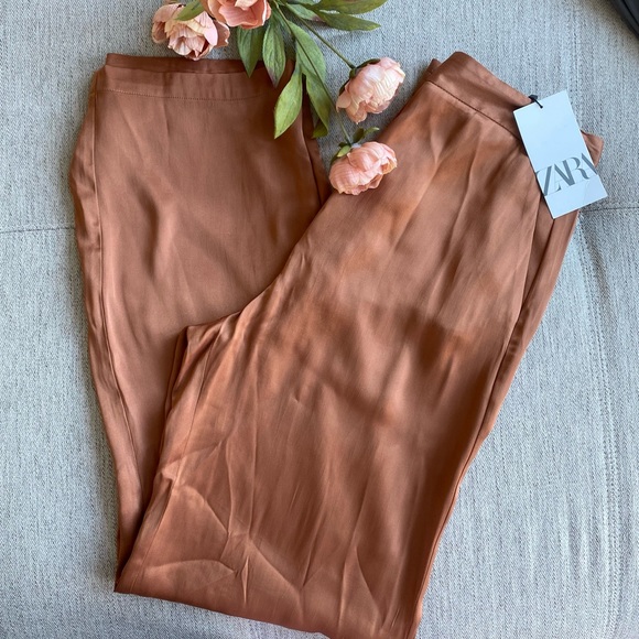 Flowy satin pants - Picture 4 of 4